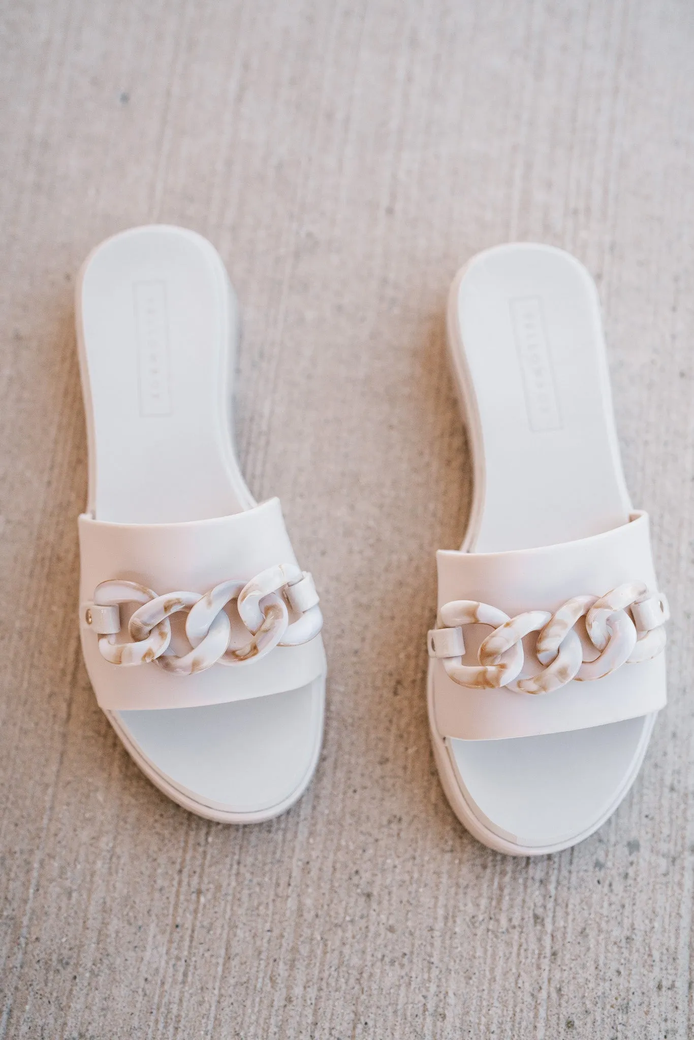Aulani Ivory Sandals