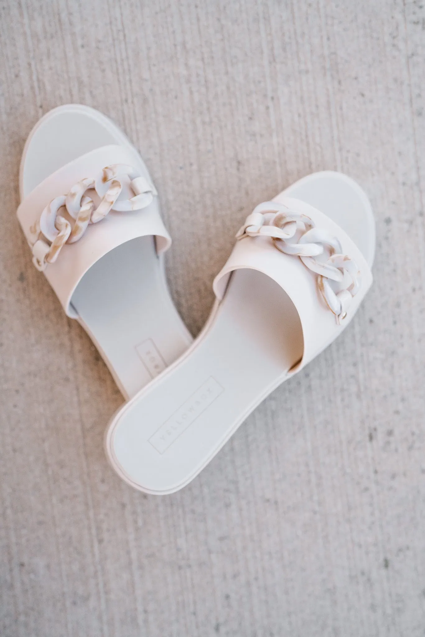 Aulani Ivory Sandals