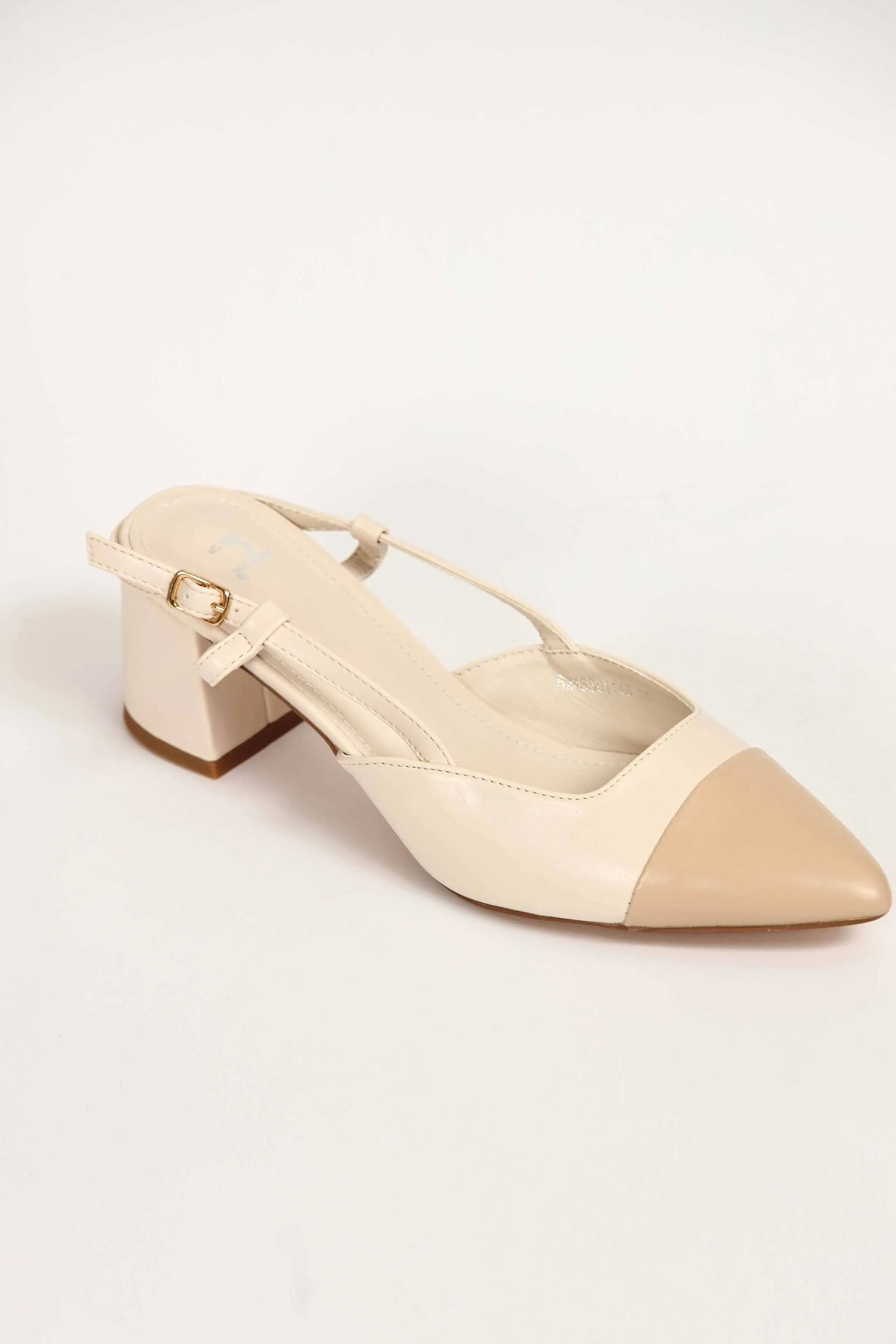 Beige Sandals-439072918