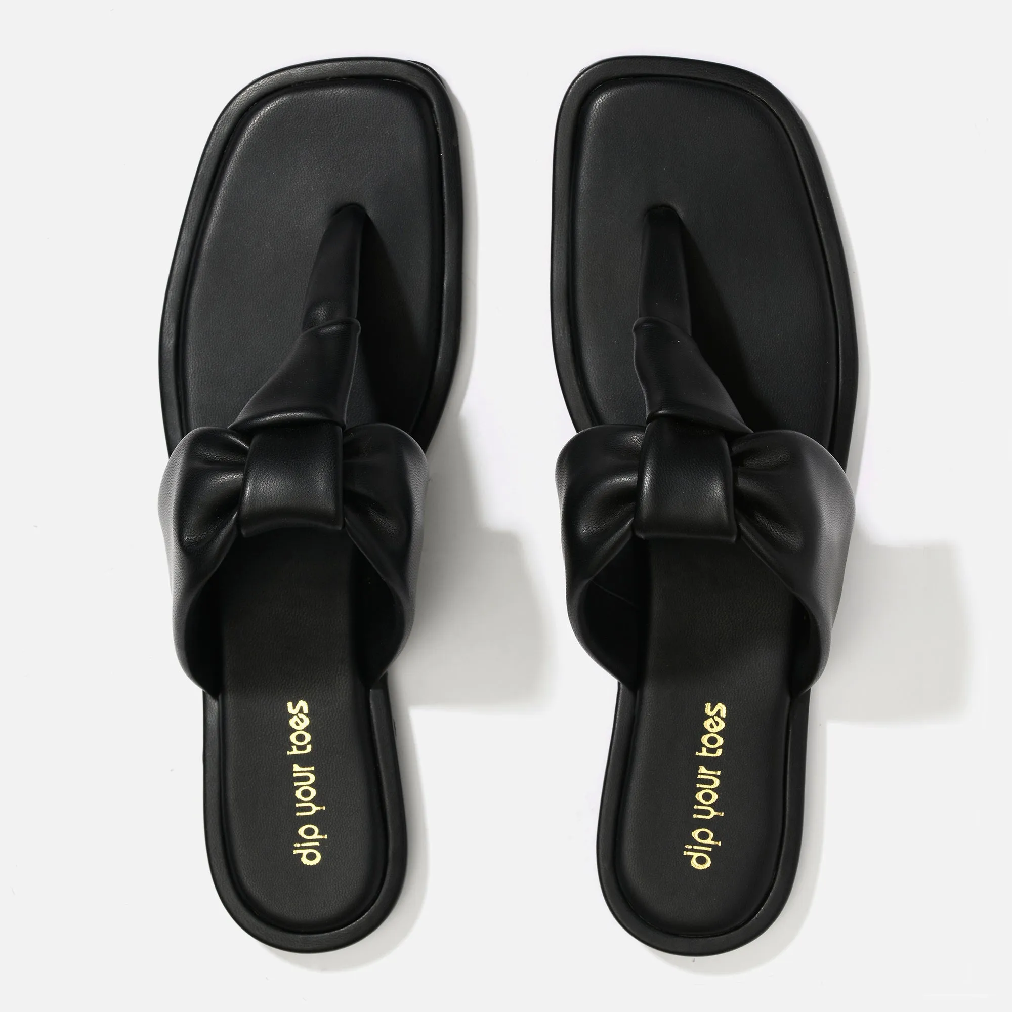 Black puffy Knotted flats
