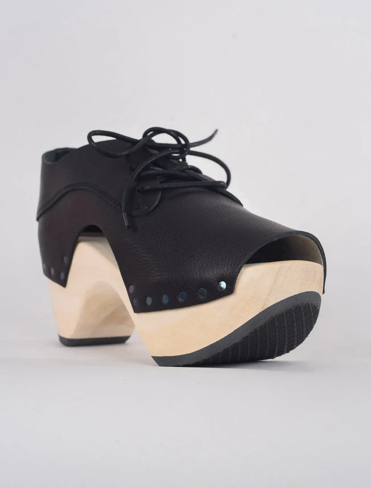 Cavity Clog, Black Waw