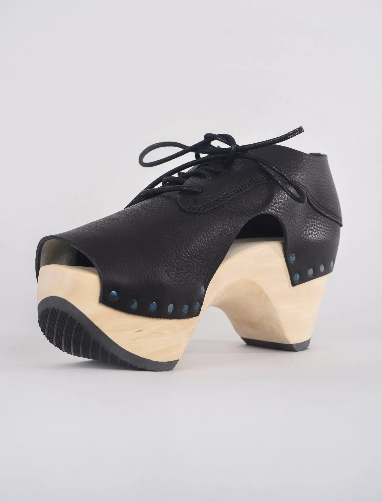 Cavity Clog, Black Waw
