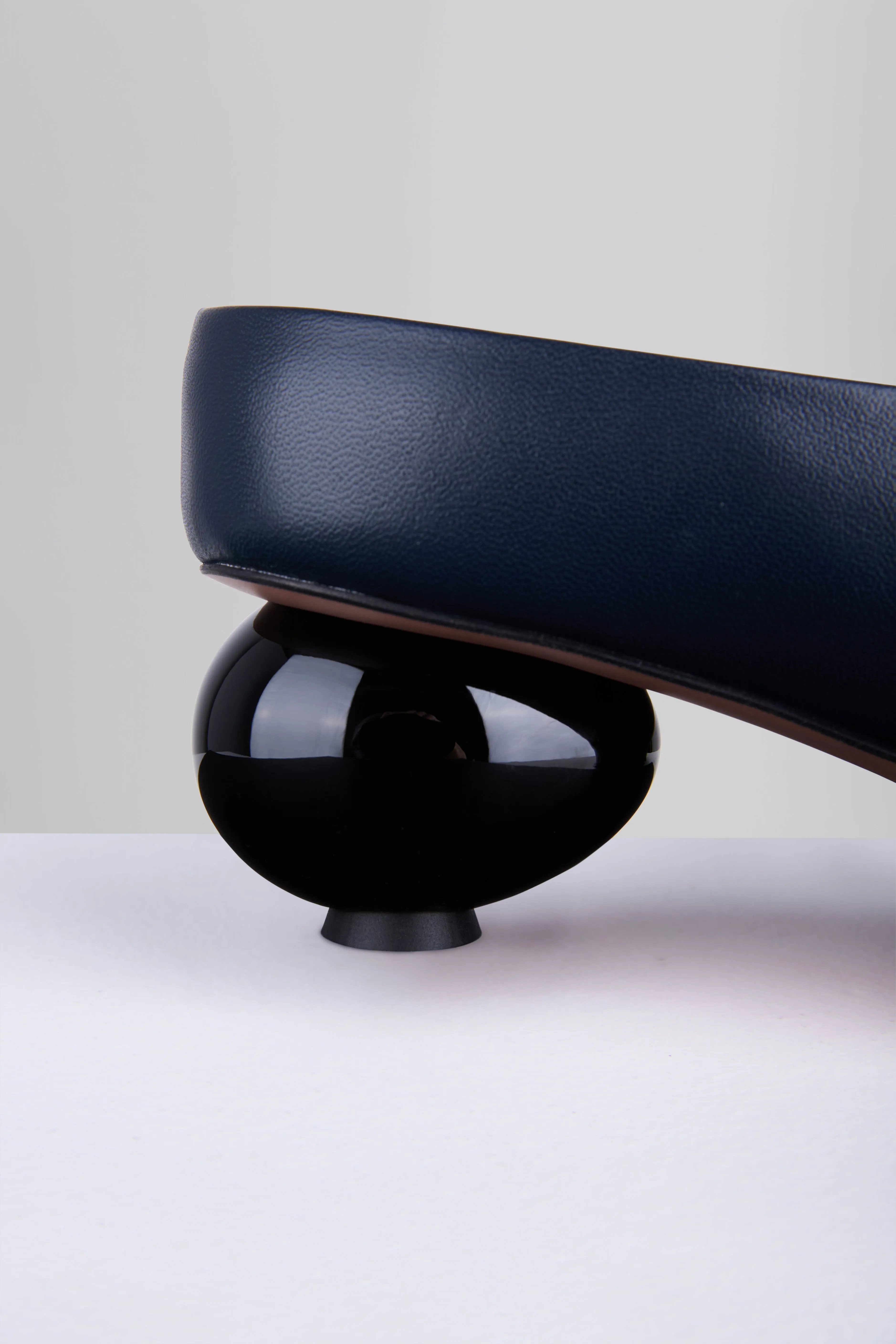 Egg Sandals in Midnight