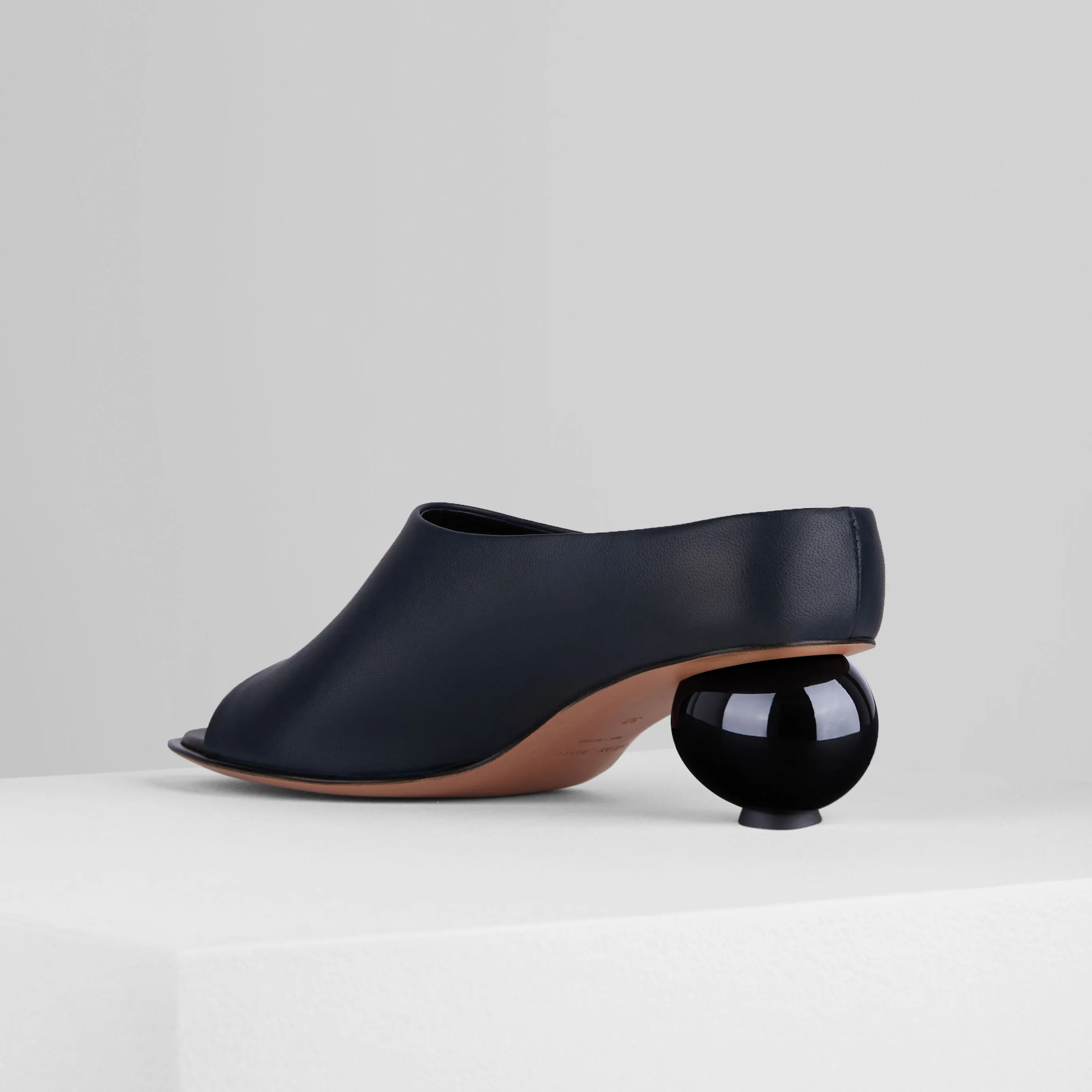 Egg Sandals in Midnight