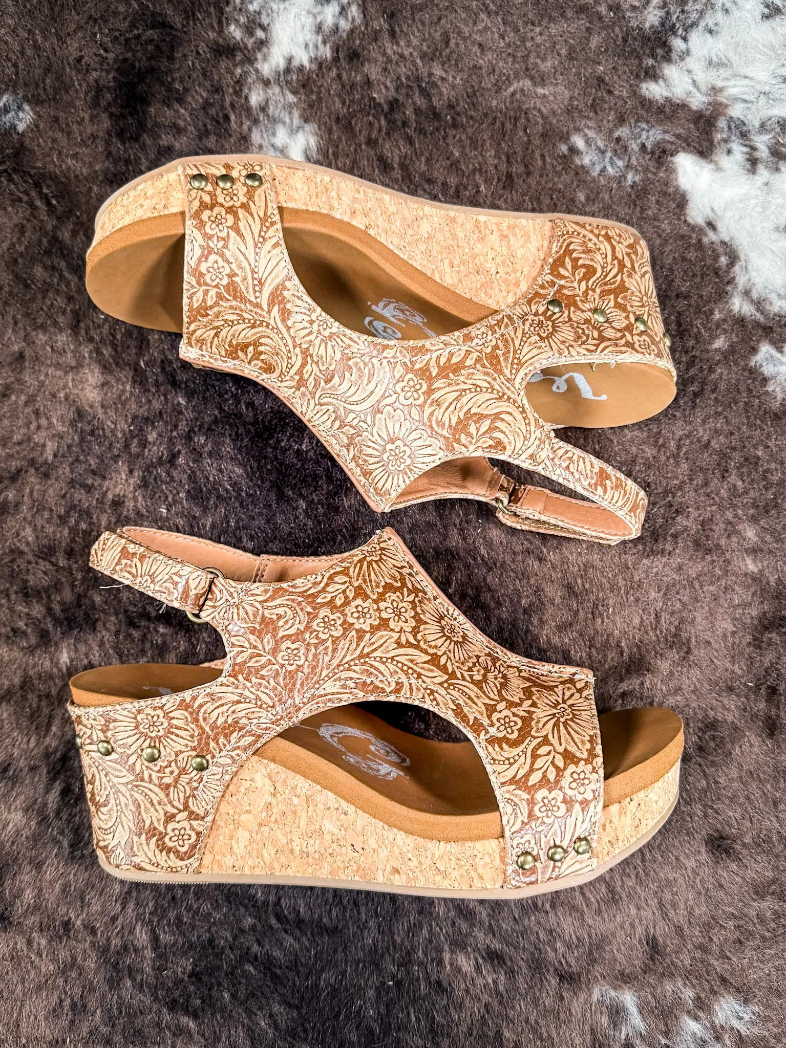Isabella Tooled Wedge in Tan by Very G