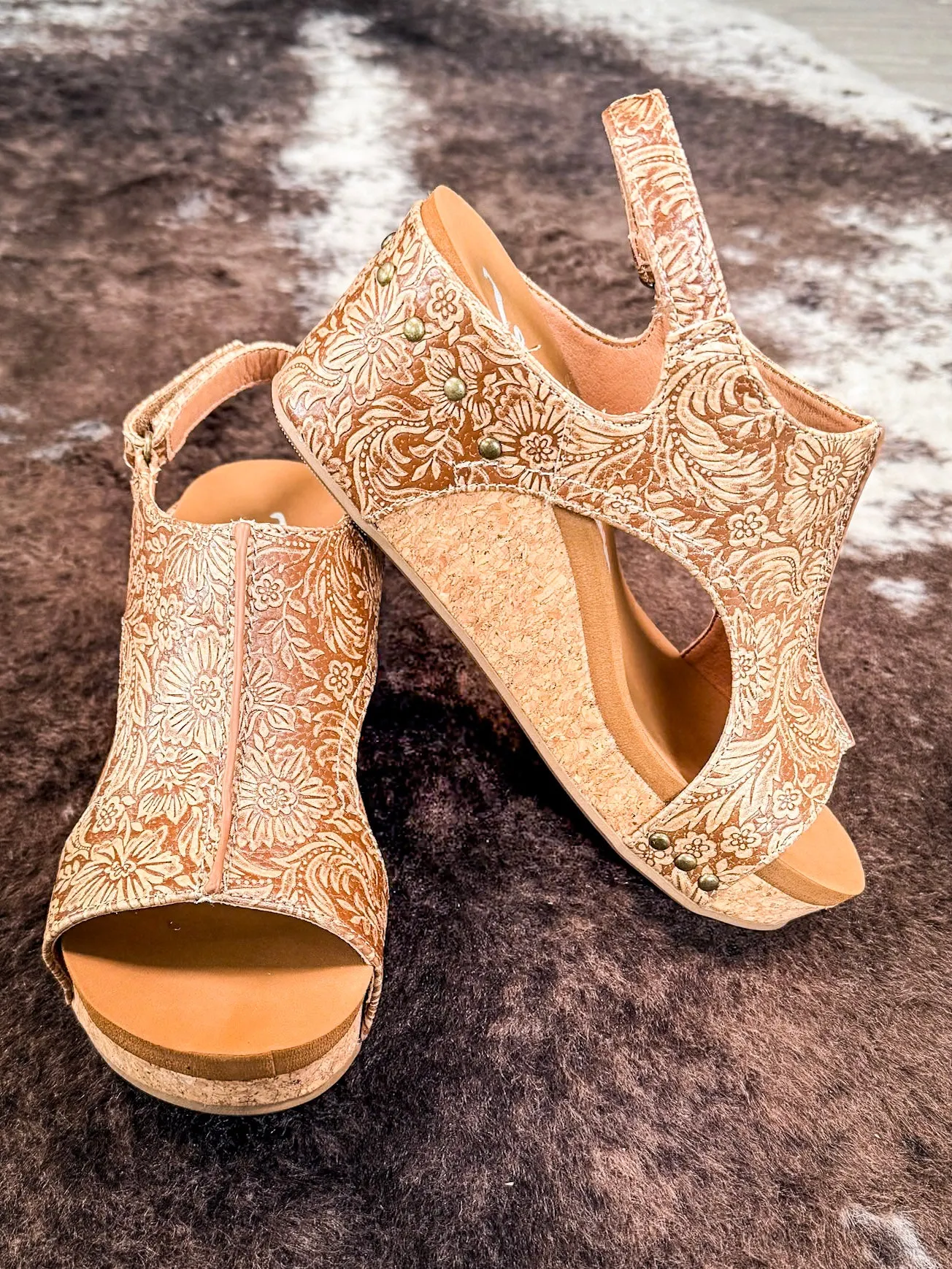 Isabella Tooled Wedge in Tan by Very G