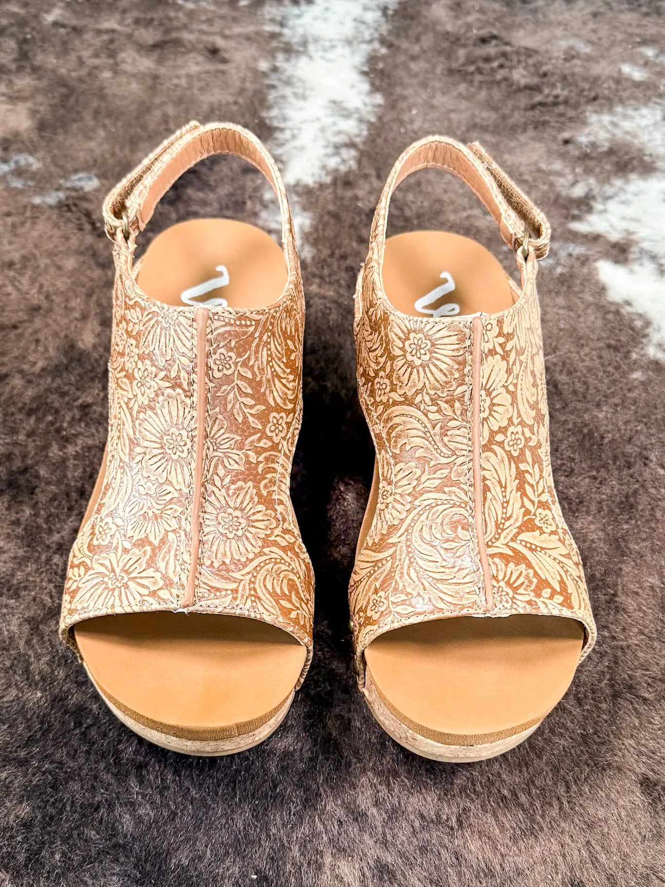 Isabella Tooled Wedge in Tan by Very G