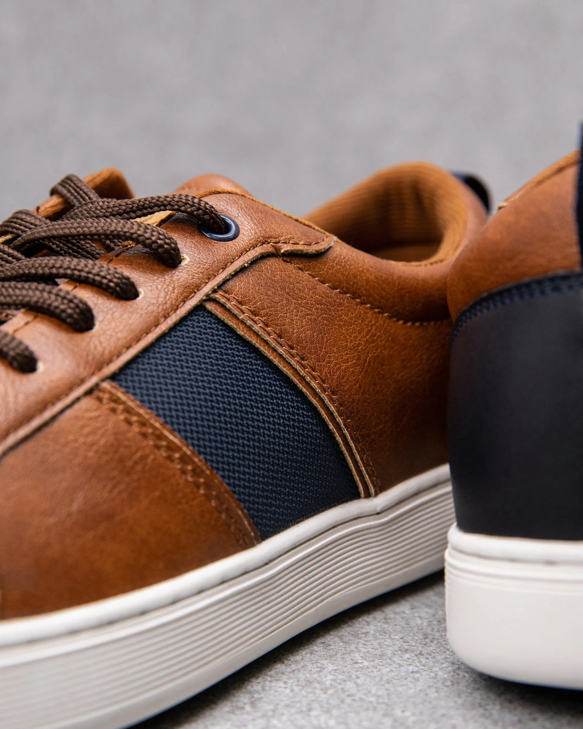 Tomaz C498M Men's Court Sneakers