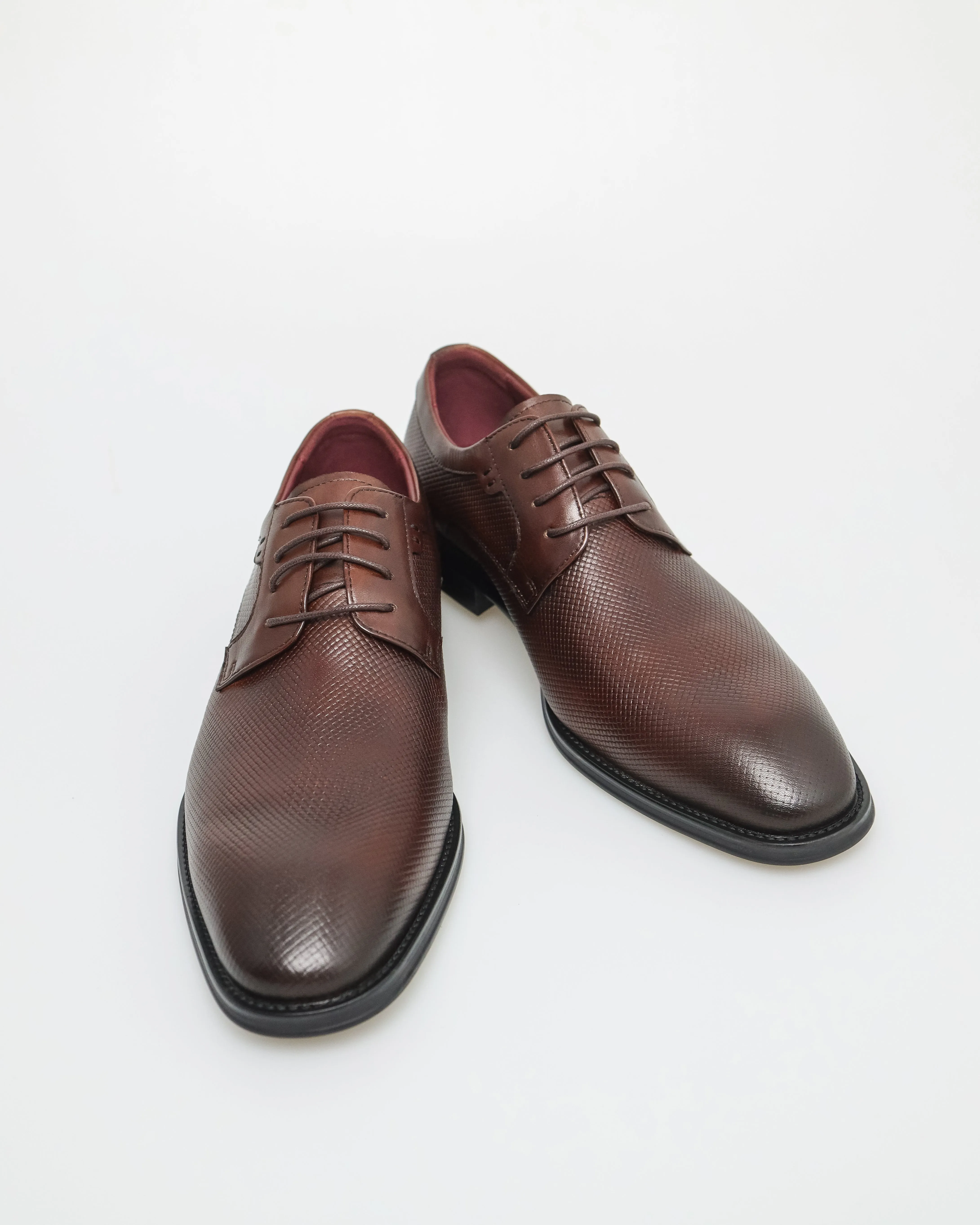 Tomaz HF084 Men's Classic Textured Derby